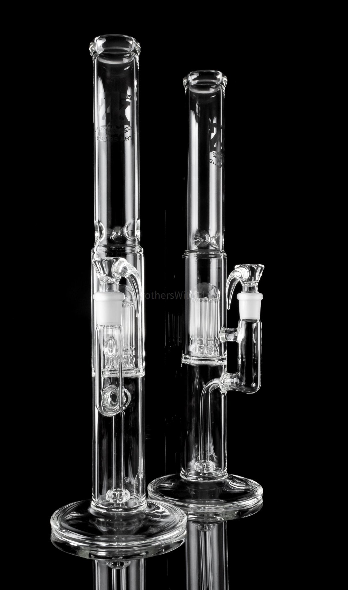 http://brotherswithglass.com/cdn/shop/products/2k-glass-art-18-in-clear-showerhead-to-tree-perc-straight-bong-2k-glass-art-23176561819843.jpg?v=1668018827
