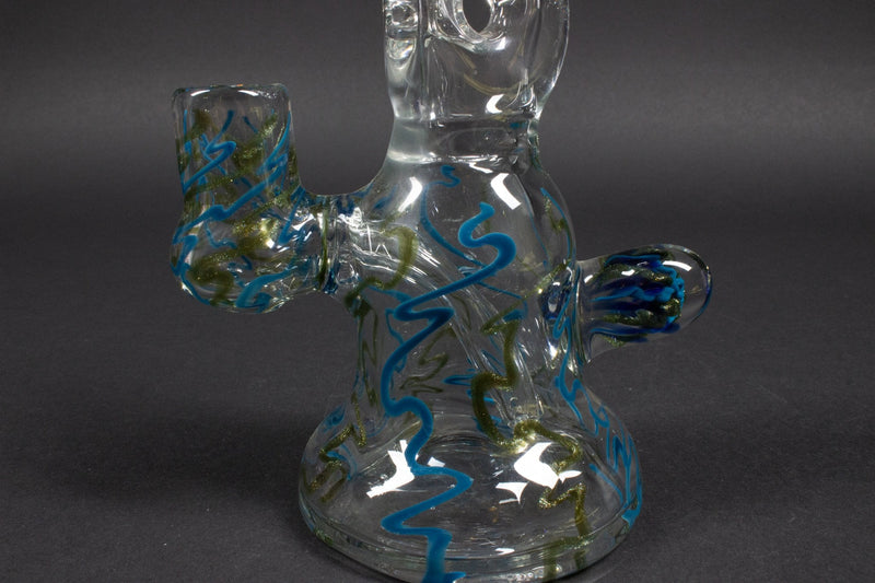 Mad Hatters Glass Donut Dab Rig.