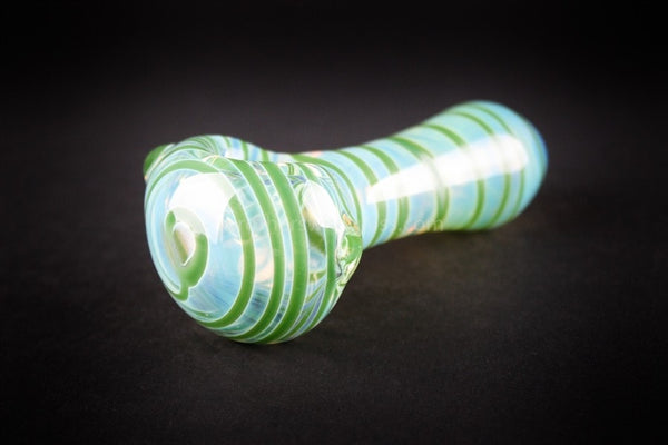 Nebula Glass Surface Hand Pipe - Green.