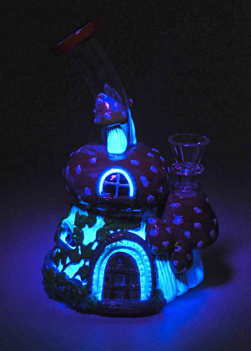 No Label Glass Sculpted UV Mushroom House Bong No Label Glass