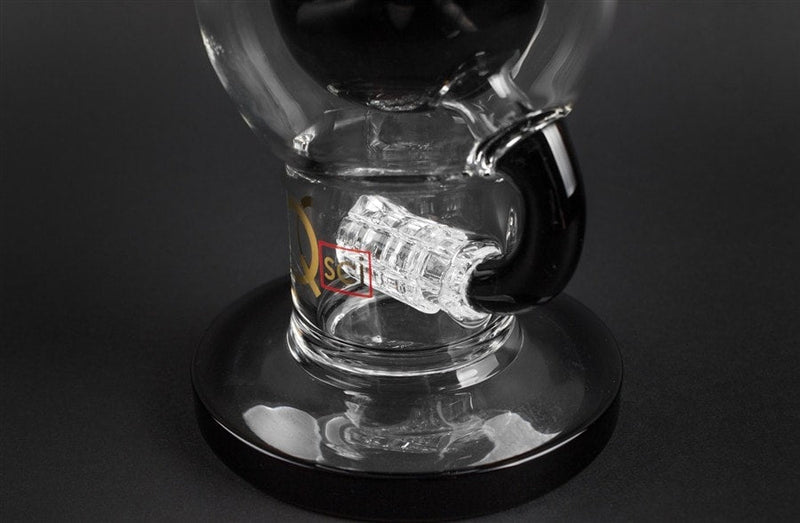 Quantum Sci Glass Orb Water Pipe - Black.