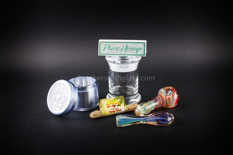 Smoker's Gift Set with 3pc Clear Top Grinder.