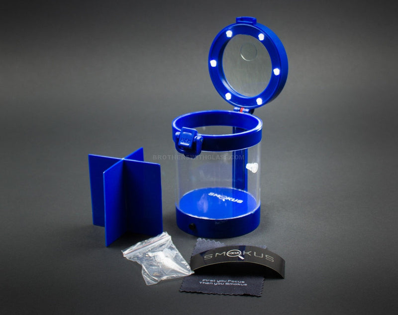 Smoking Focus LED Magnifying Storage jar - Blue.