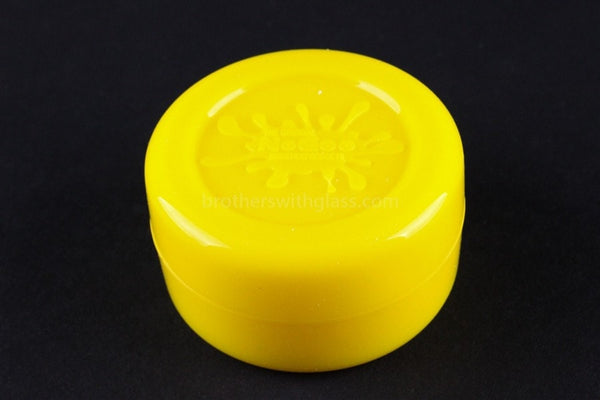 The Original NoGoo Large 10ML Non Stick Concentrate Container - Yellow.